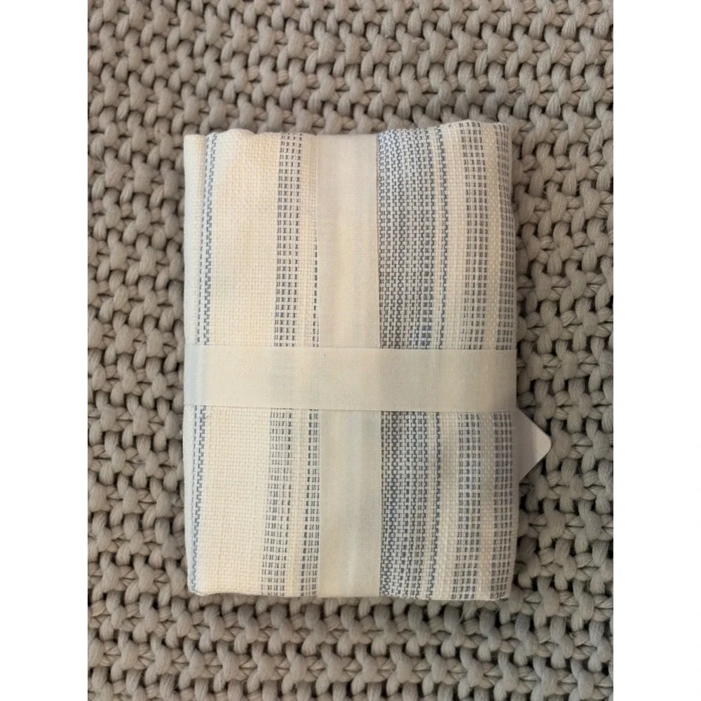 Pottery Barn Hawthorn Standard Sham Blue White Yarn Dyed Stripe 26x20 New